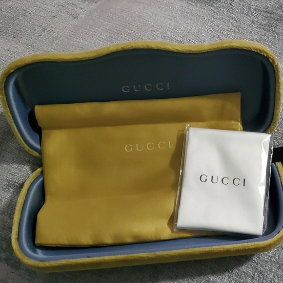 Gucci Glasses Case - Picture 1 of 6